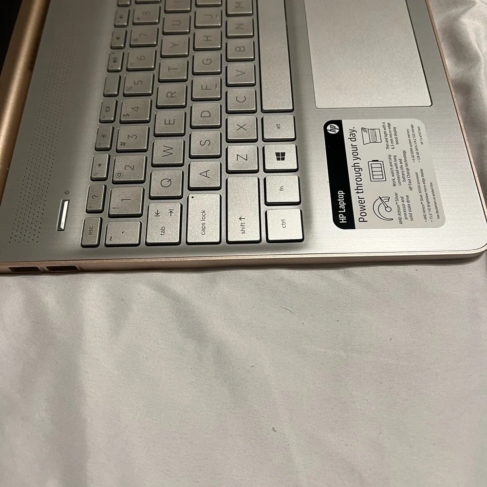 Like new HP Laptop 15-ef1073wm Rose Gold